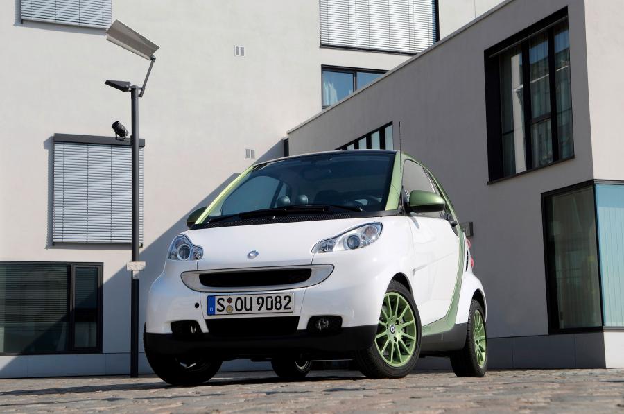  Smart ForTwo Electric Drive 2009 года  (фото 21 из 42)